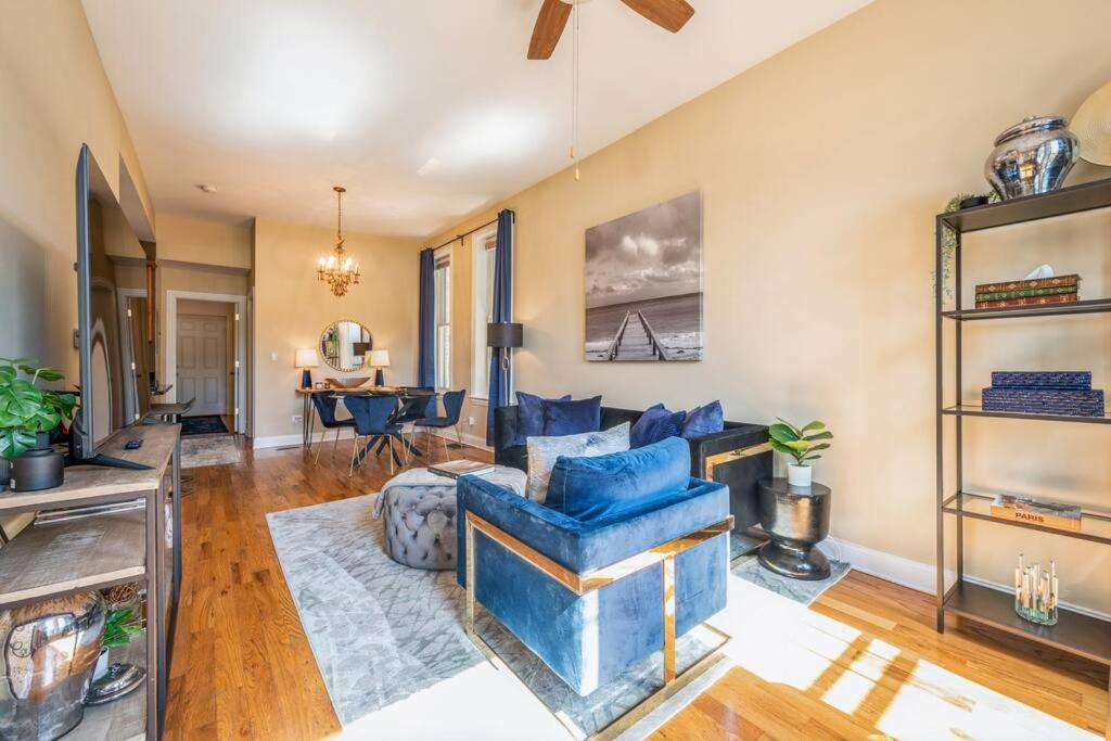 Lovely 2 Bed 3 Miles From Dt W Free Parking Chicago Exteriér fotografie