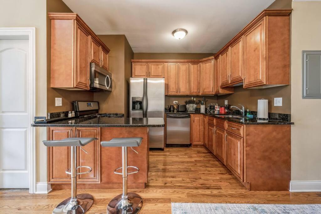 Lovely 2 Bed 3 Miles From Dt W Free Parking Chicago Exteriér fotografie
